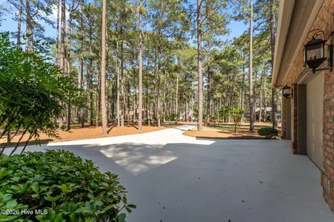 $850,000 | 28 Abbottsford Drive, Pinehurst, NC 28374