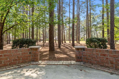 $850,000 | 28 Abbottsford Drive, Pinehurst, NC 28374