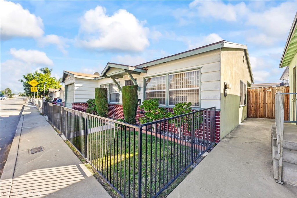 4860 Bell Bell, CA 90201 - Photo 13 of 31