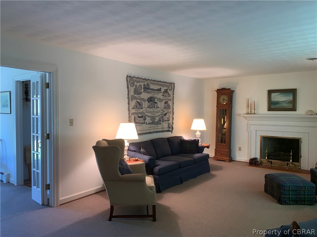 7662 Terrapin Cove Road Gloucester Point, VA 23062 - Photo 4 of 29