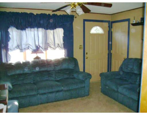 102 Lloyd Avenue Springfield, MA 01119 - Photo 3 of 5 Gallery Image 3