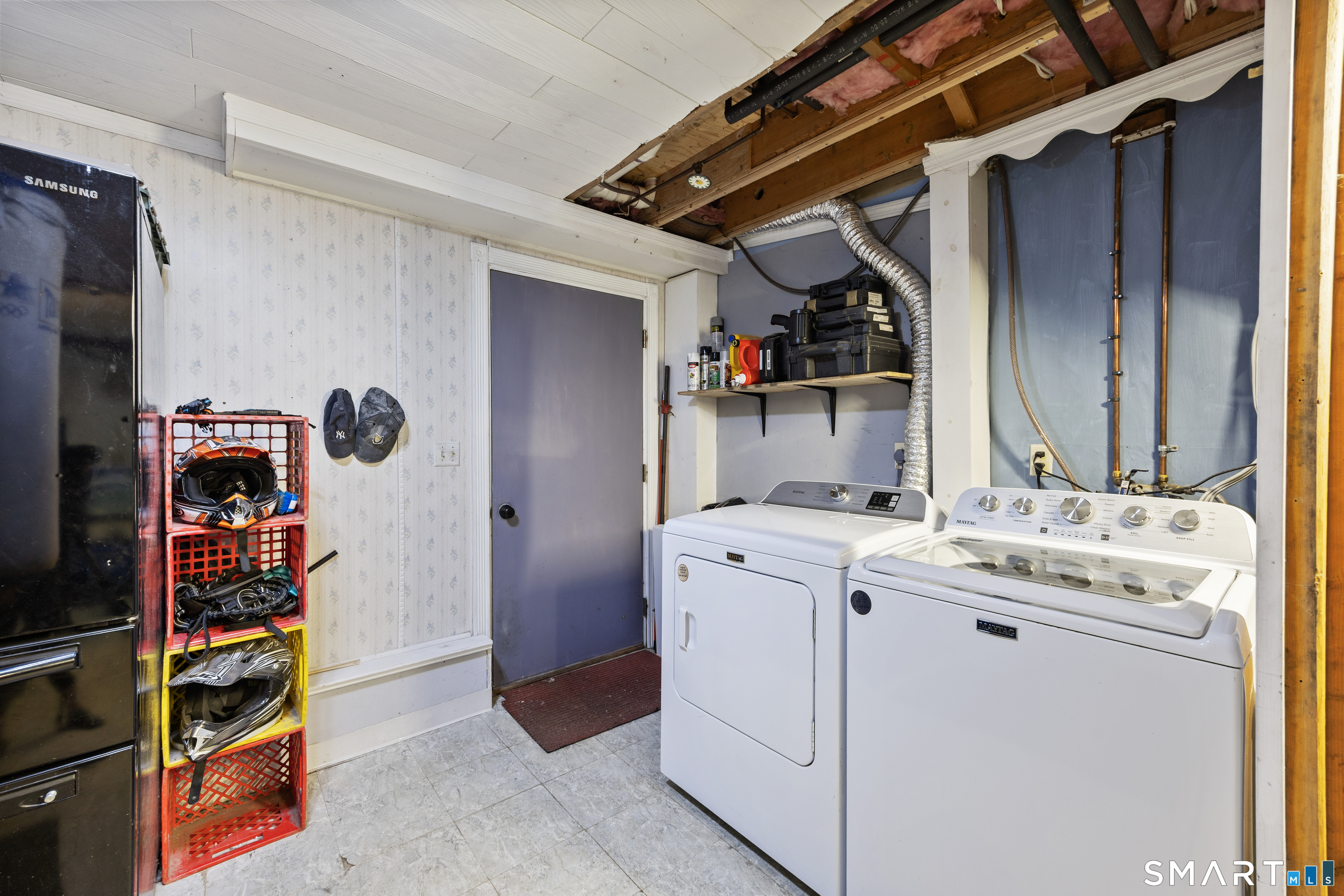 16 Stephen Court Prospect, CT 06712 - Photo 31 of 39 a utility room with dryer and washer