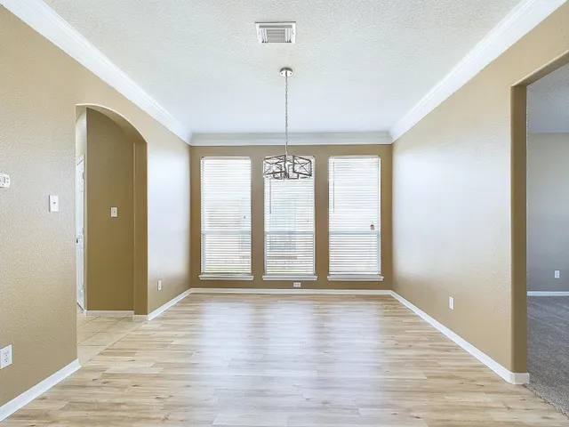 $2,400 | 17107 Dawn Shadows Drive, Humble, TX 77346