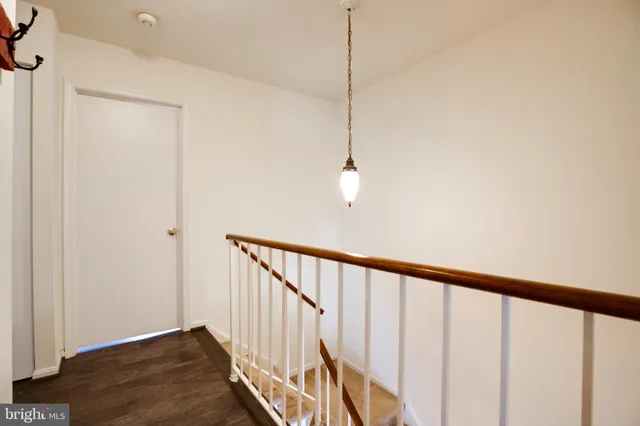 $2,950 | 5772 Crownleigh Court, Burke, VA 22015