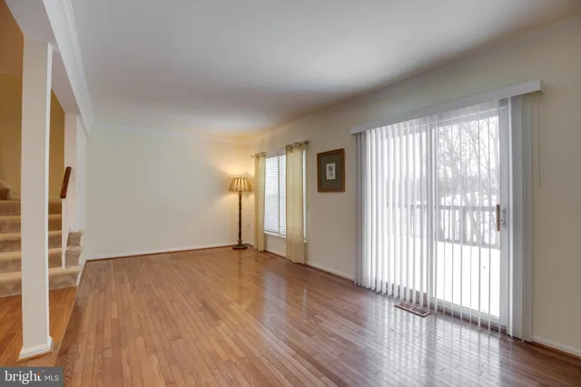 $2,950 | 5772 Crownleigh Court, Burke, VA 22015