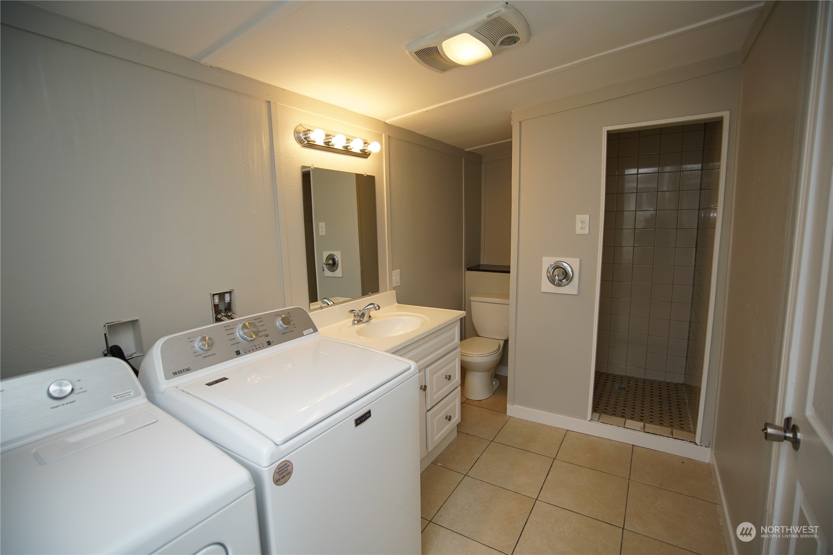 1911 Harding Road Aberdeen, WA 98520 - Photo 17 of 24