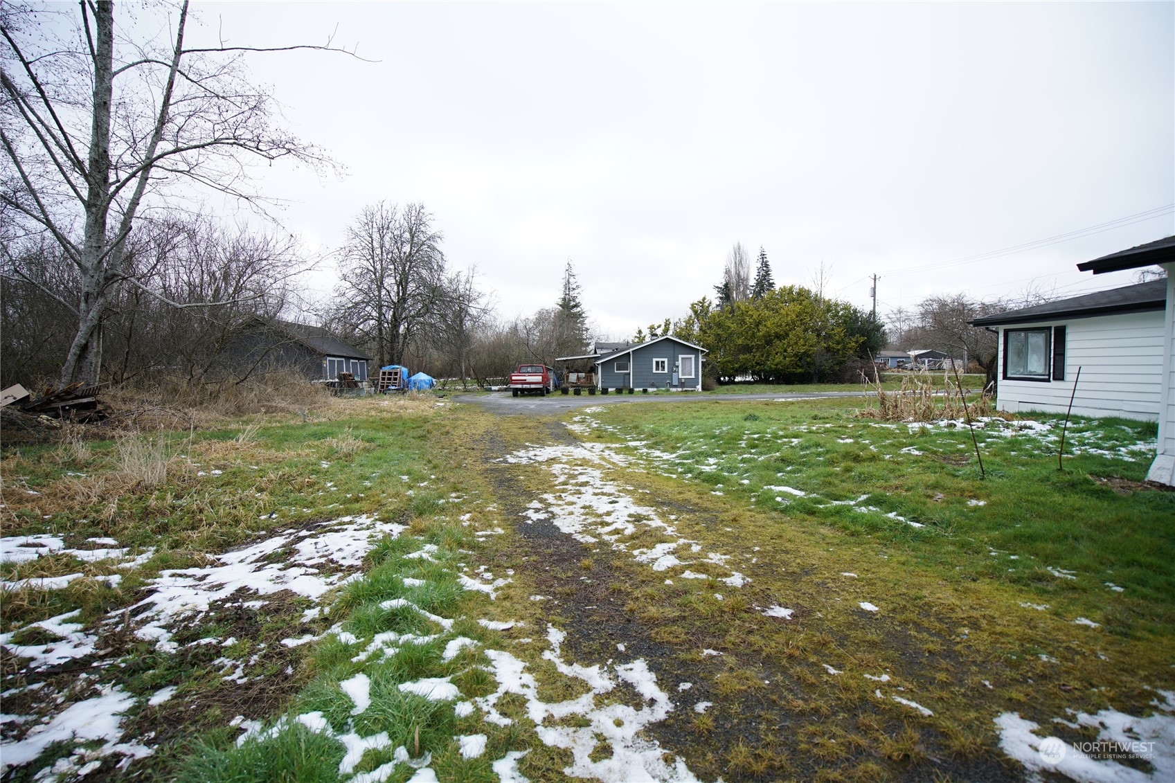 1911 Harding Road Aberdeen, WA 98520 - Photo 3 of 24