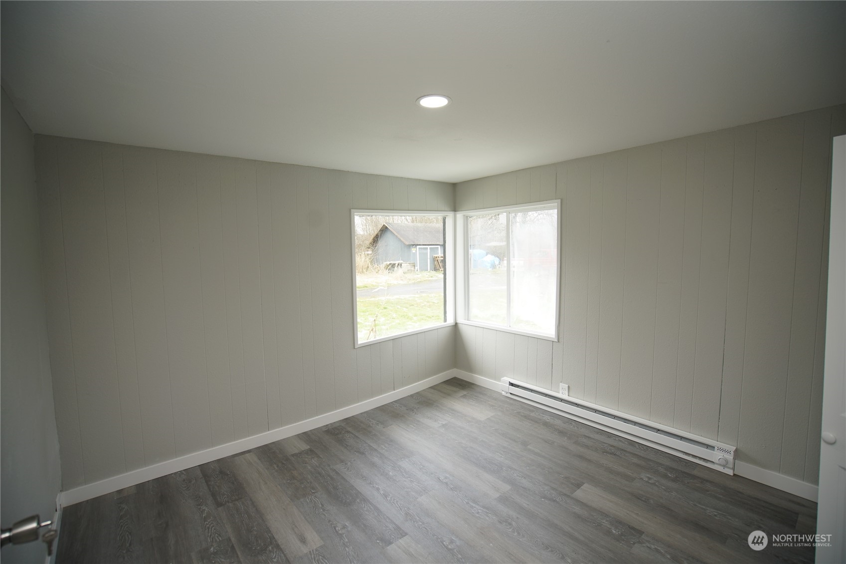 1911 Harding Road Aberdeen, WA 98520 - Photo 10 of 24