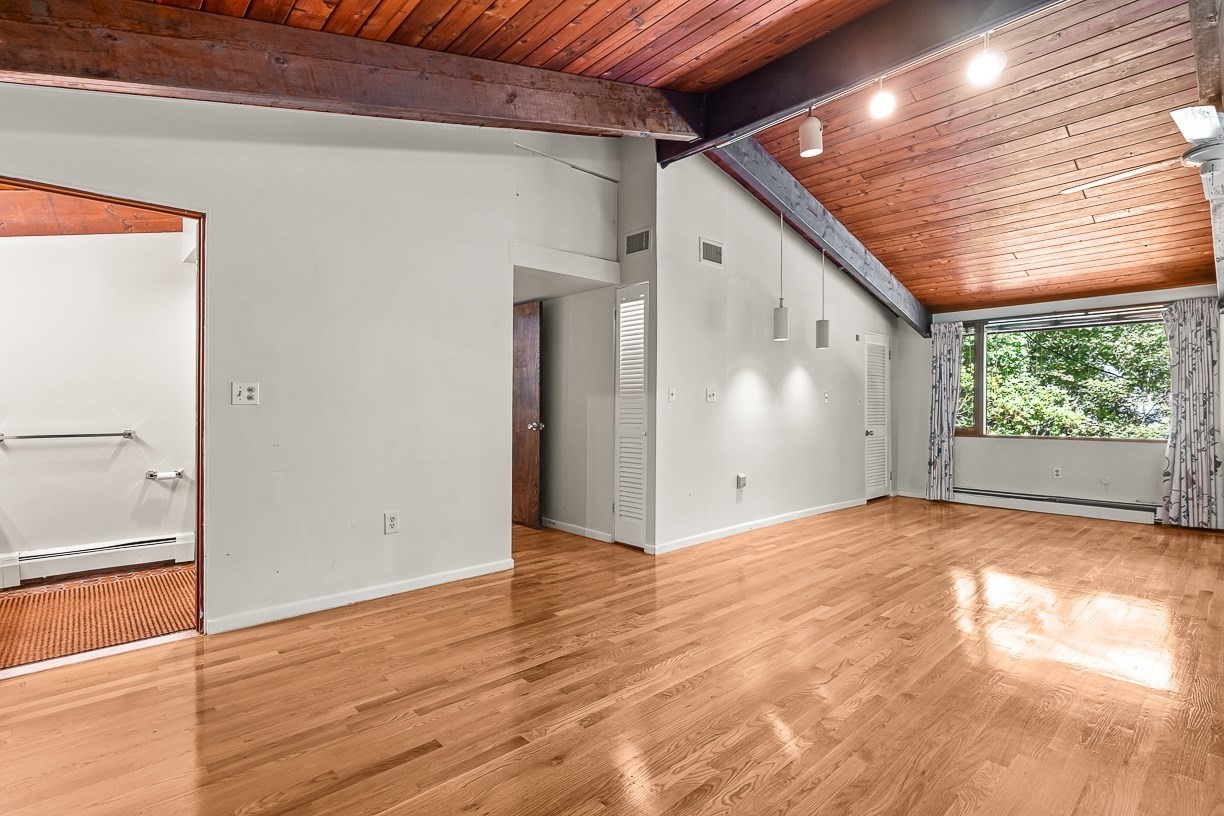 7 Arnold Road Wellesley, MA 02481 - Photo 22 of 35 Gallery Image 22