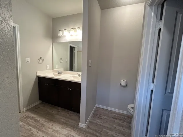 $2,600 | 8531 Laxey Wheel, San Antonio, TX 78254