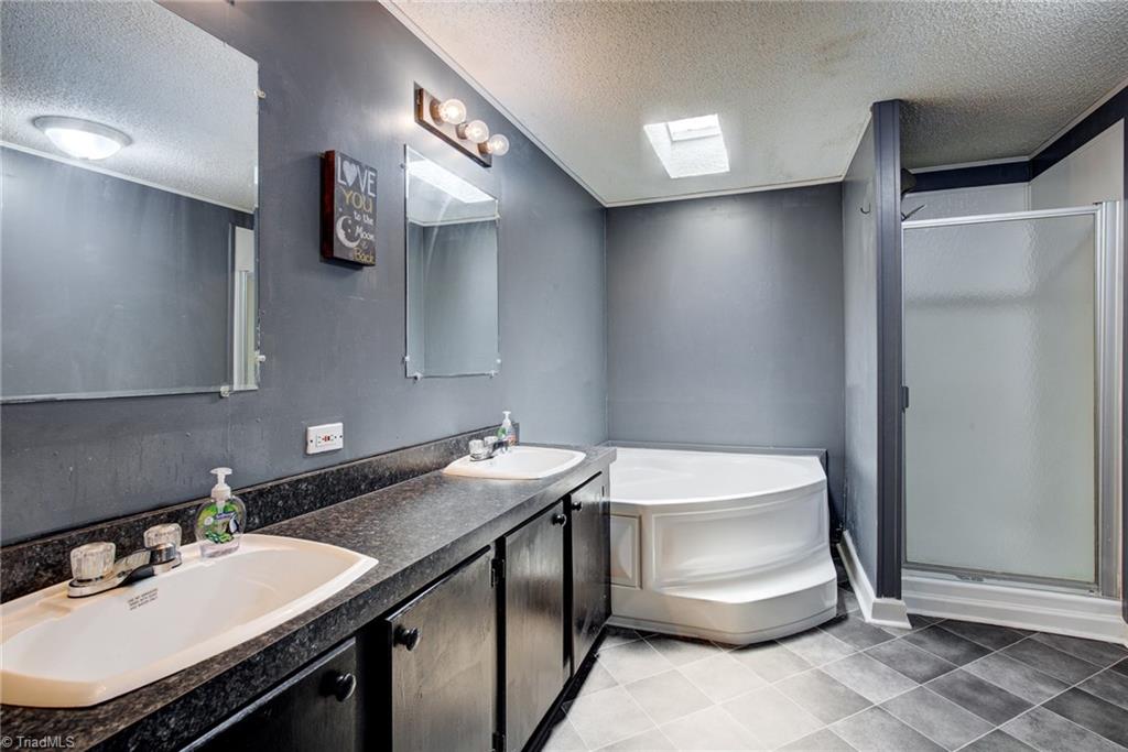 1704 Laughlin Road Randleman, NC 27317 - Photo 12 of 25 Gallery Image 12