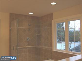 10 Strathmore Court Wallingford, PA 19086 - Photo 7 of 8 Gallery Image 7