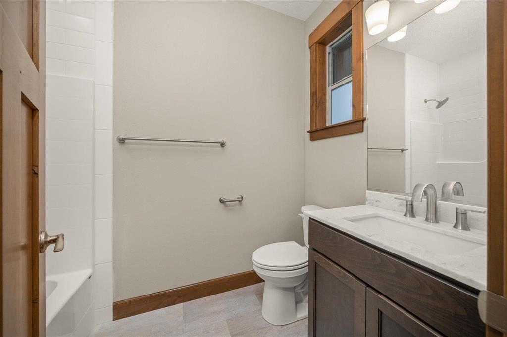 Undisclosed Address Spokane, WA 99208 - Photo 17 of 34