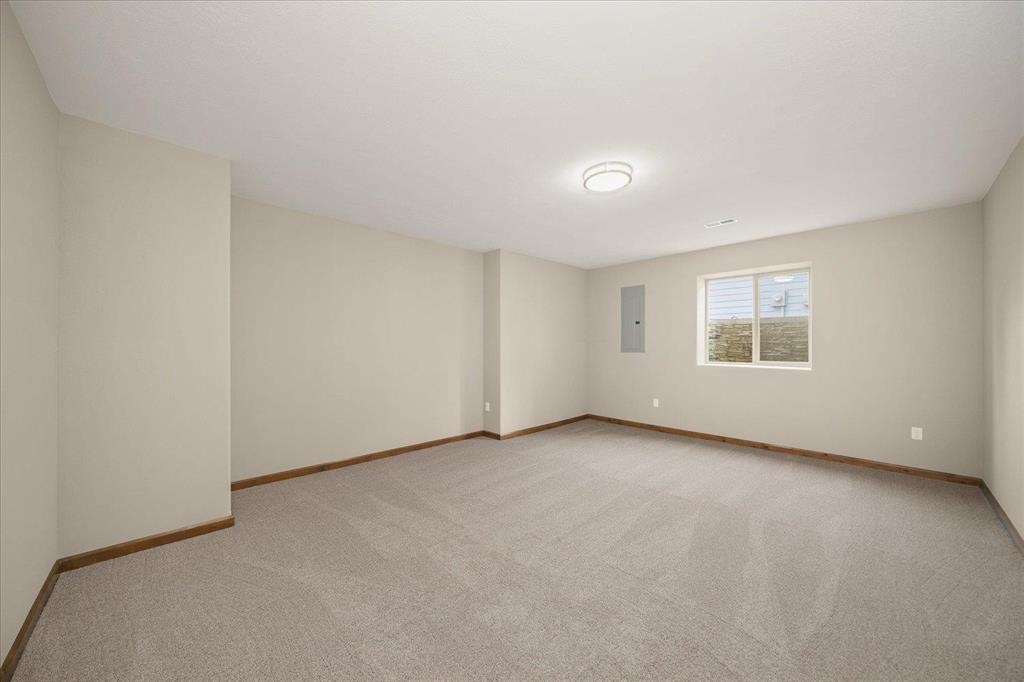 Undisclosed Address Spokane, WA 99208 - Photo 26 of 34