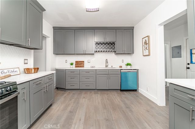 $1,400,000 | 1428 Magnolia Avenue, Los Angeles, CA 90006