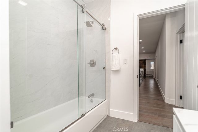 $1,400,000 | 1428 Magnolia Avenue, Los Angeles, CA 90006