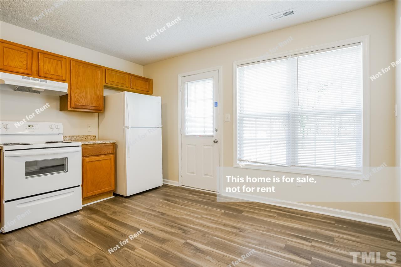 2207 Violet Bluff Court Raleigh, NC 27610 - Photo 11 of 25 Gallery Image 11