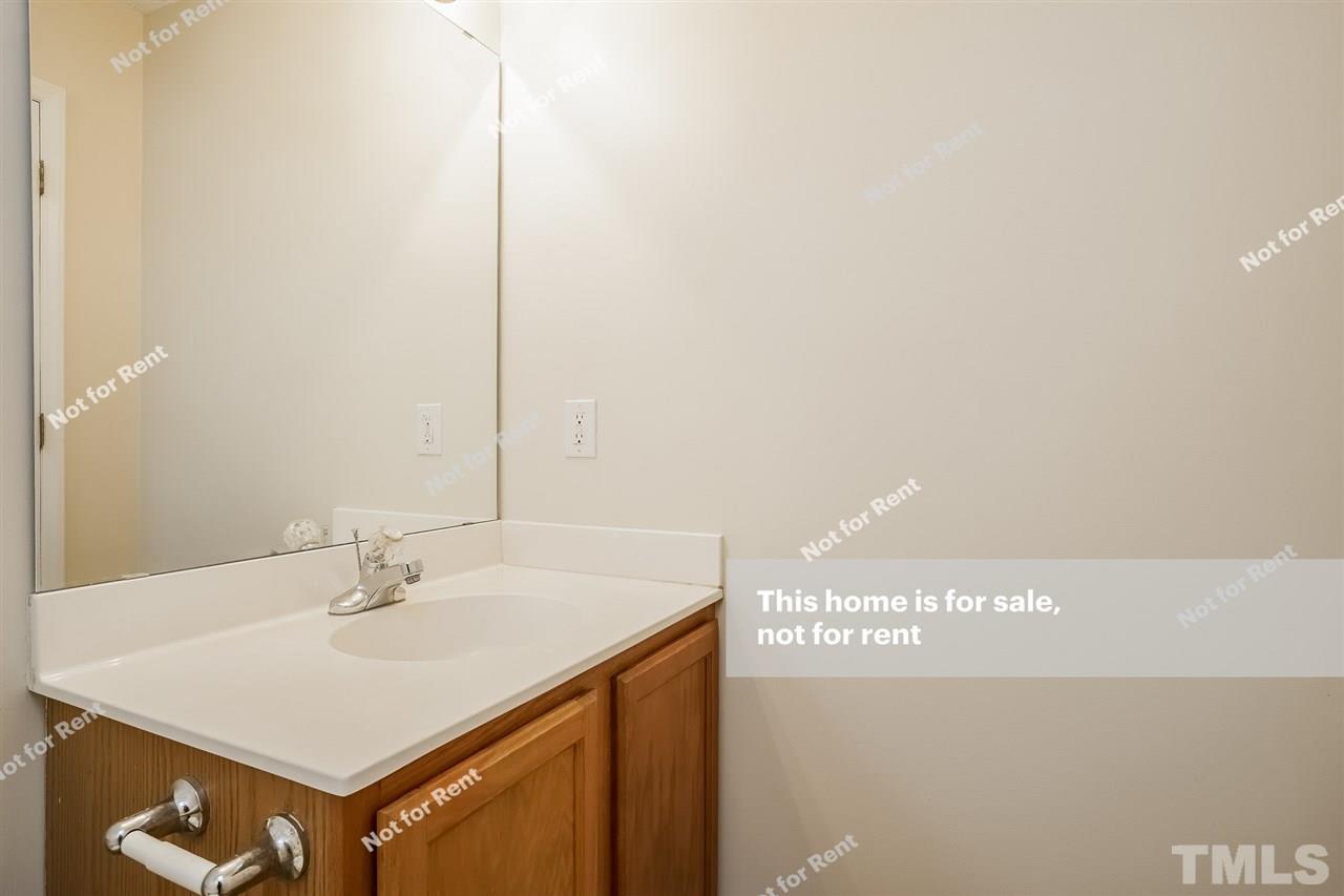 2207 Violet Bluff Court Raleigh, NC 27610 - Photo 4 of 25 Gallery Image 4