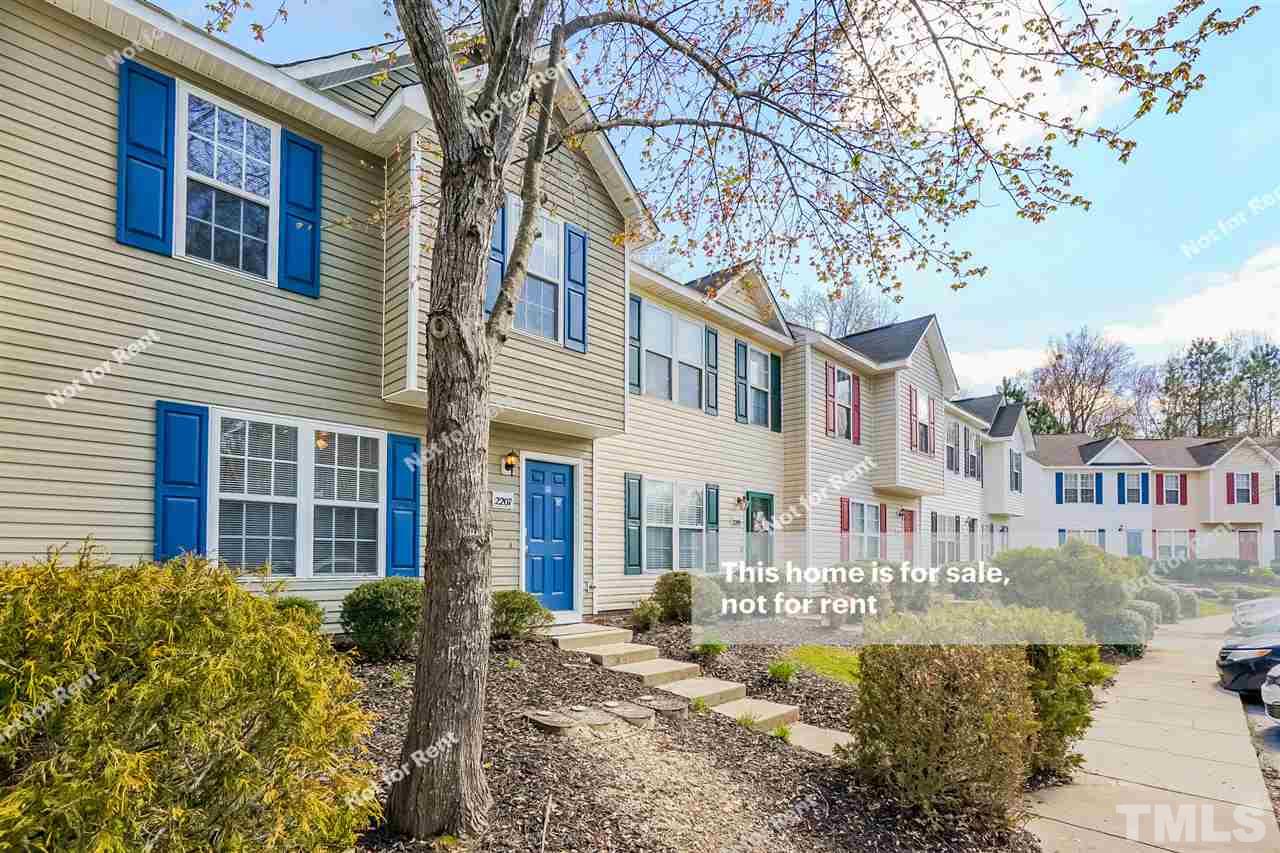 2207 Violet Bluff Court Raleigh, NC 27610 - Photo 6 of 25 Gallery Image 6