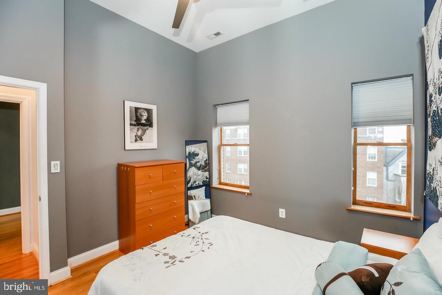 1427 Chapin Street Northwest, Unit 301 Washington, DC 20009 - Photo 8 of 14