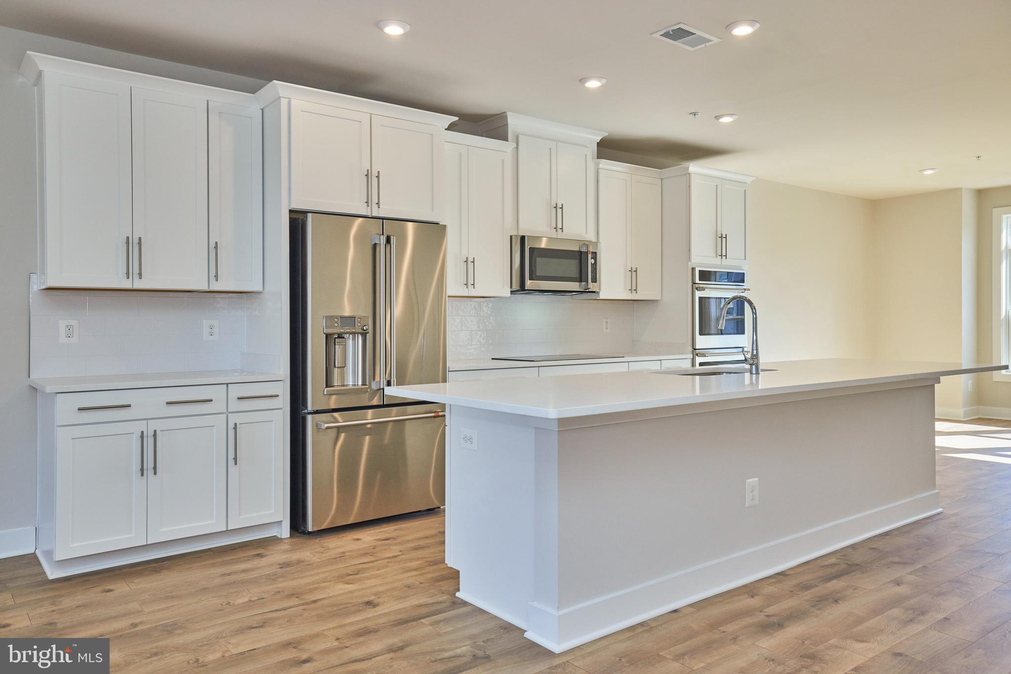 1682 Bandit Loop, Unit 14B Reston, VA 20190 - Photo 15 of 44 Kitchen