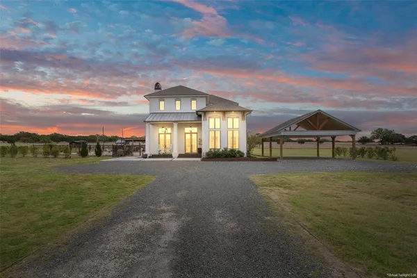 $1,154,400 | 474 Private Road 305, Gatesville, TX 76528