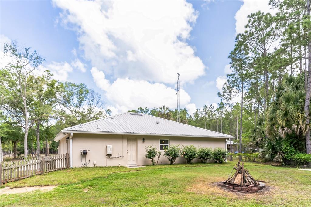723 River Run Road Osteen, FL 32764 - Photo 32 of 35