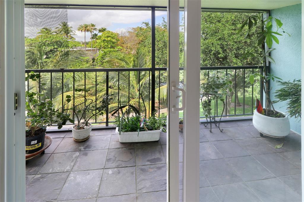 1785 North Andrews Square, Unit 308E Fort Lauderdale, FL 33311 - Photo 12 of 23