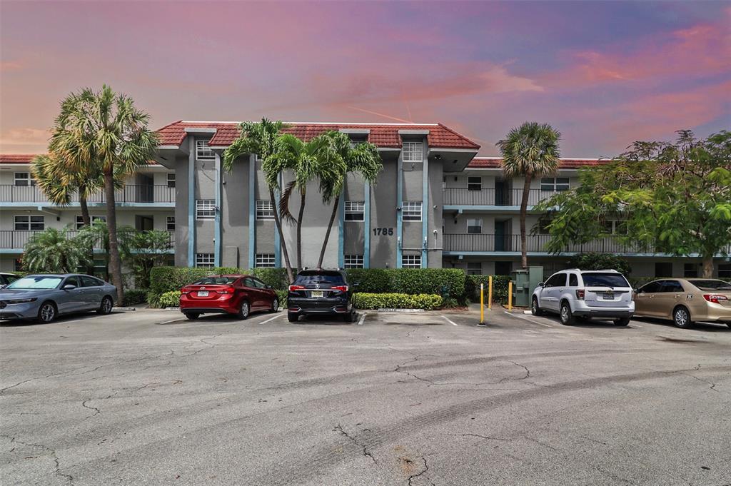 1785 North Andrews Square, Unit 308E Fort Lauderdale, FL 33311 - Photo 14 of 23