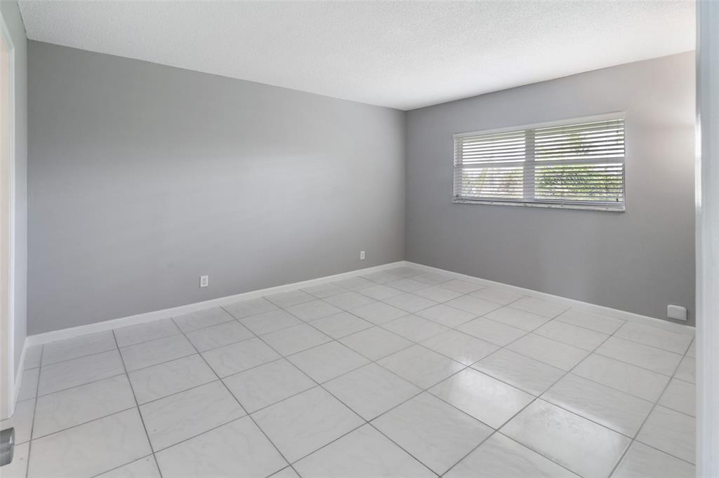 1785 North Andrews Square, Unit 308E Fort Lauderdale, FL 33311 - Photo 8 of 23