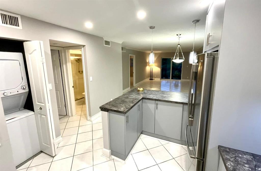 1785 North Andrews Square, Unit 308E Fort Lauderdale, FL 33311 - Photo 10 of 23