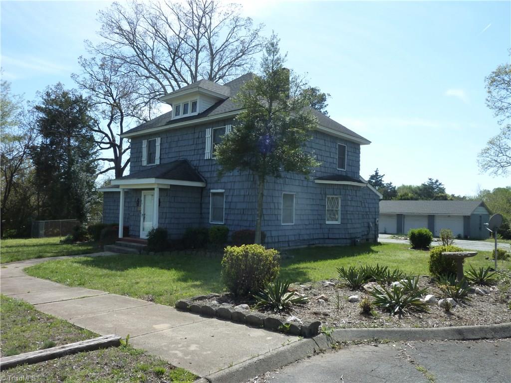 910 Hickory Chapel Road High Point, NC 27260 - Photo 2 of 20 Gallery Image 2