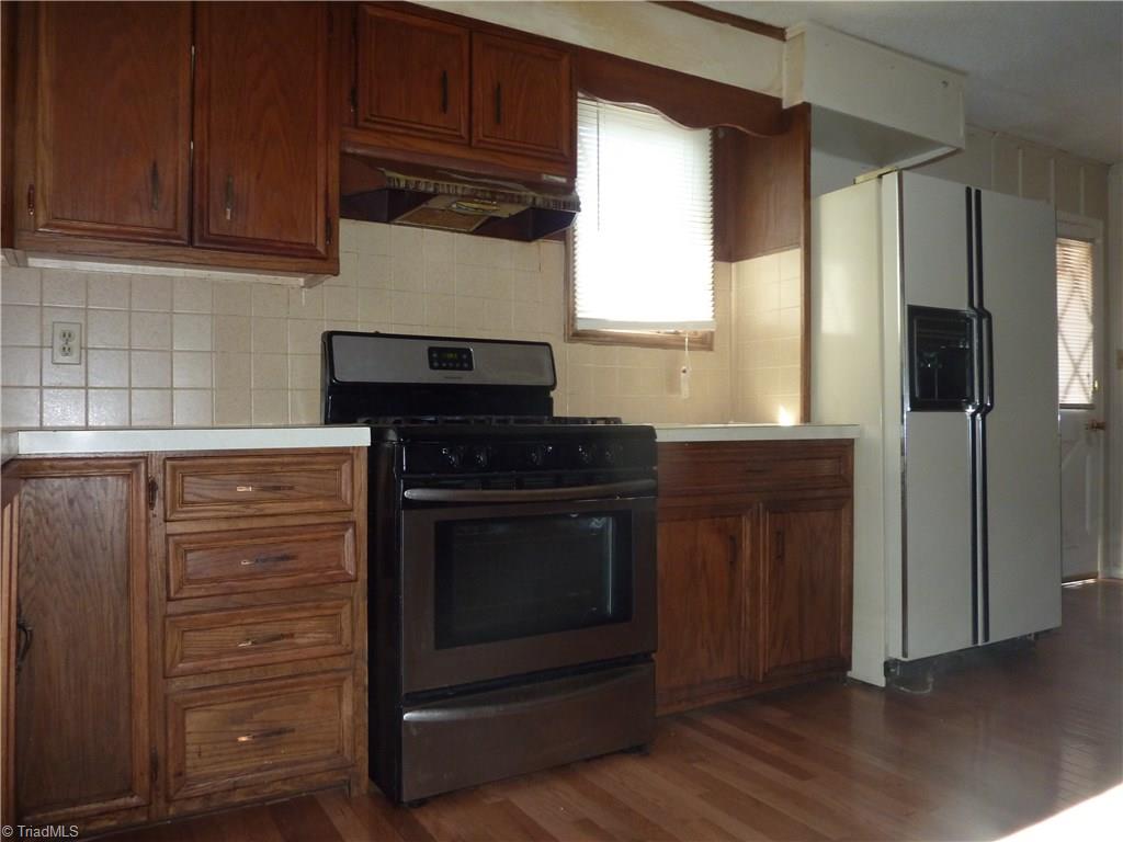 910 Hickory Chapel Road High Point, NC 27260 - Photo 13 of 20 Gallery Image 13