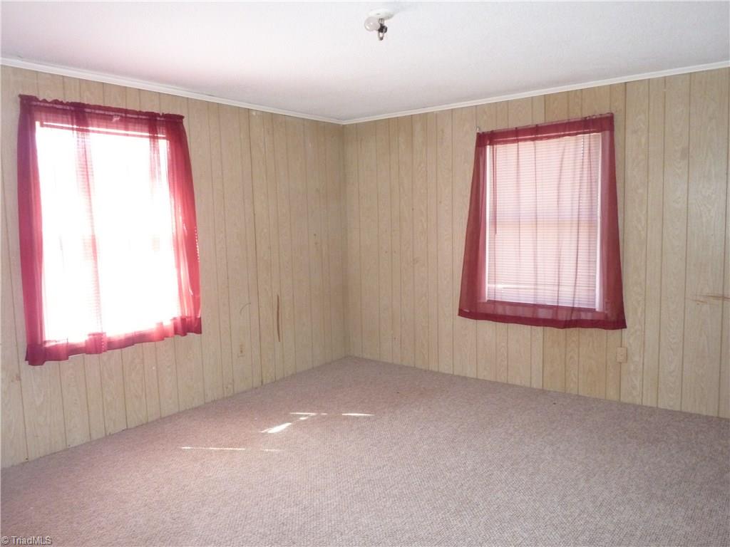 910 Hickory Chapel Road High Point, NC 27260 - Photo 18 of 20 Gallery Image 18