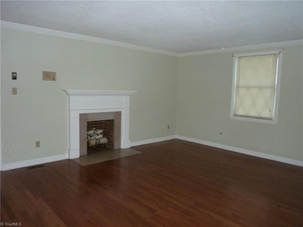 910 Hickory Chapel Road High Point, NC 27260 - Photo 6 of 20 Gallery Image 6
