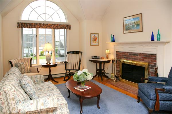 40 Tupper Road Sandwich, MA 02563 - Photo 4 of 24 Gallery Image 4