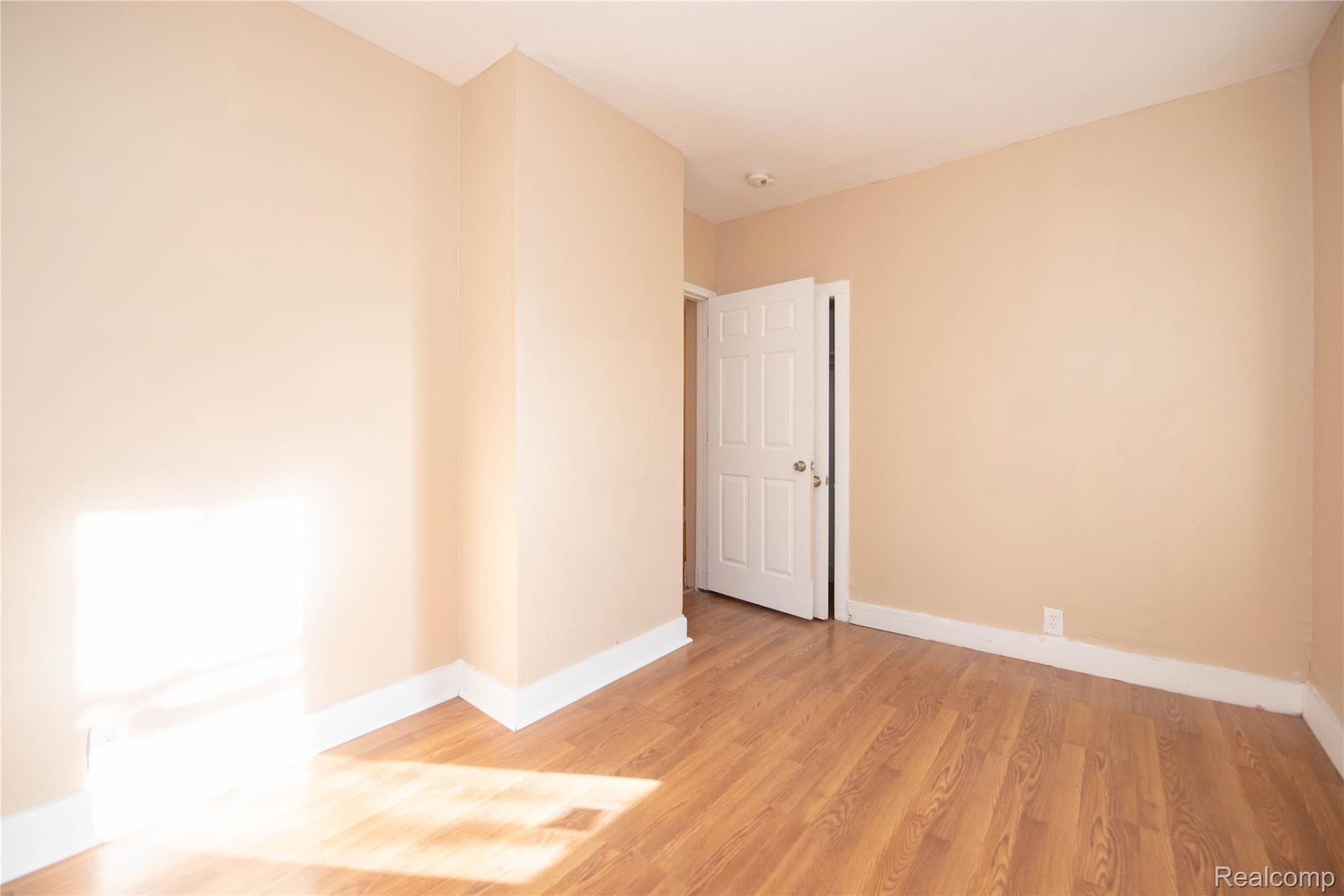 2229 Alter Road Detroit, MI 48215 - Photo 24 of 50 Alter 2229 -24.jpg