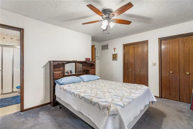 $475,000 | 8636 Cedar Niles Road, Lenexa, KS 66227