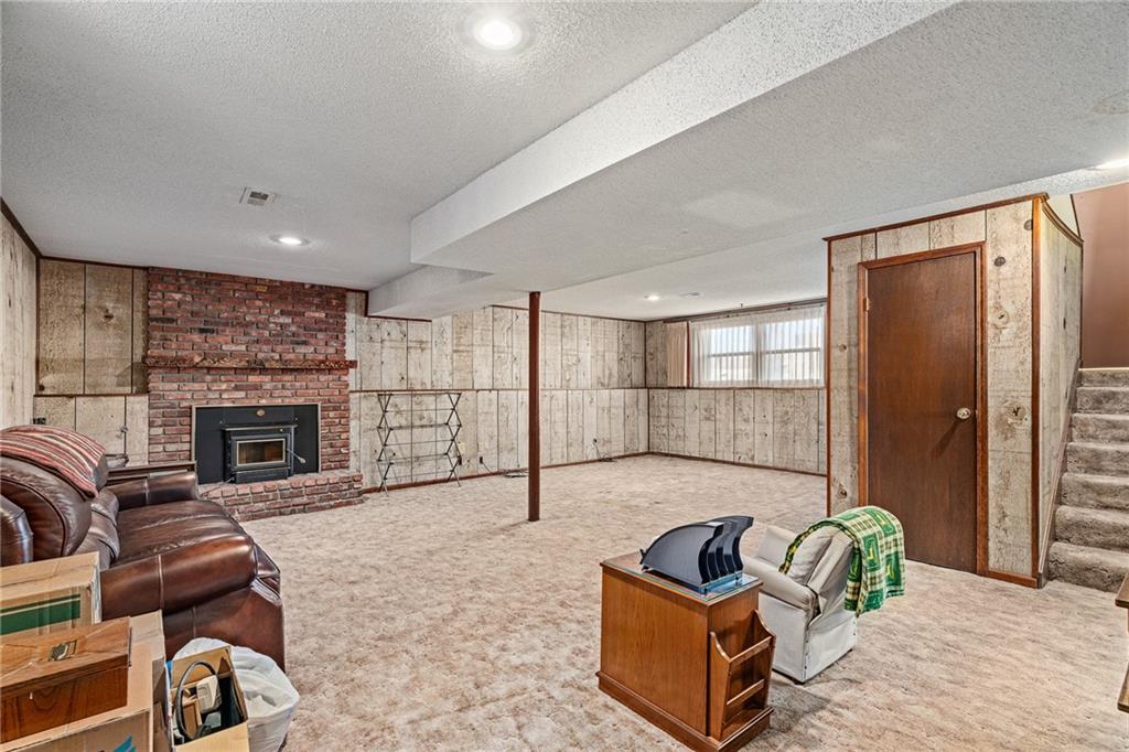 8636 Cedar Niles Road Lenexa, KS 66227 - Photo 25 of 57