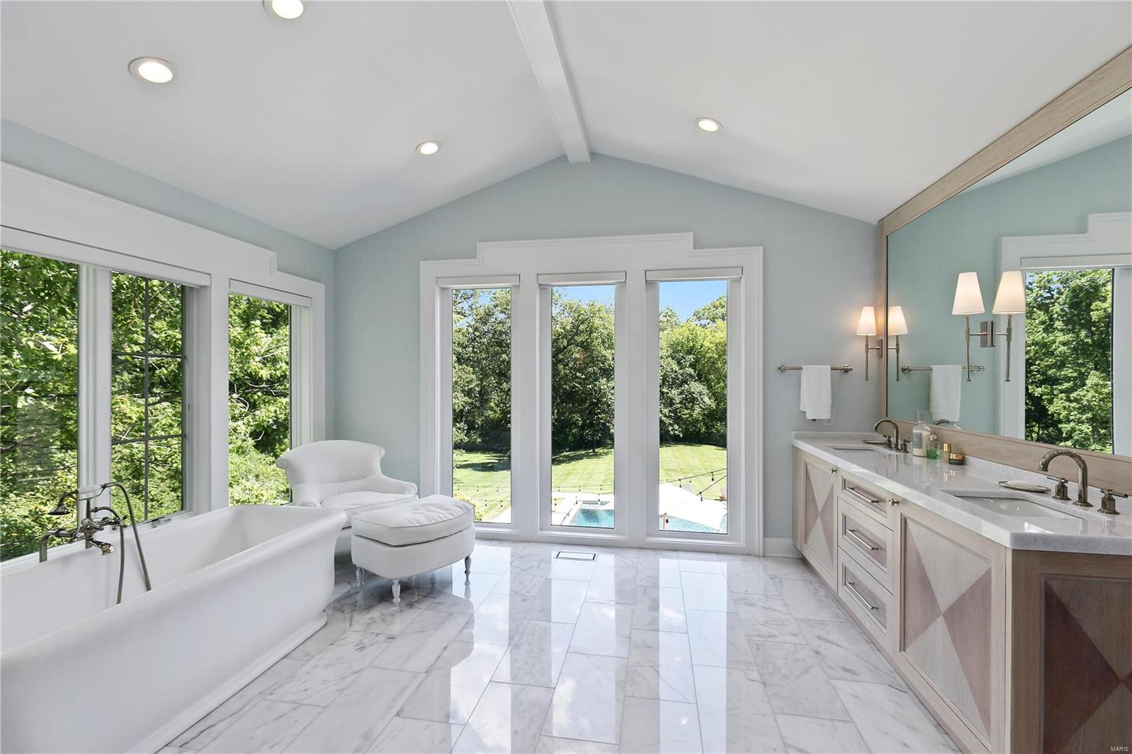 2 Fordyce Lane Ladue, MO 63124 - Photo 39 of 63