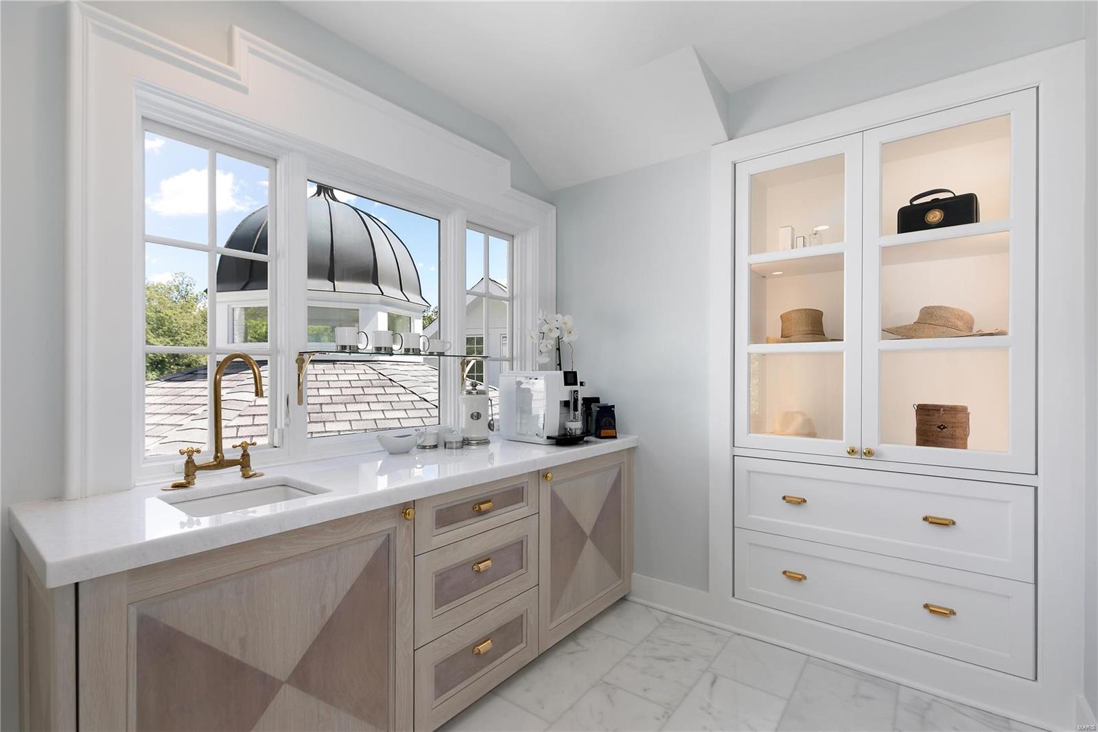 2 Fordyce Lane Ladue, MO 63124 - Photo 41 of 63