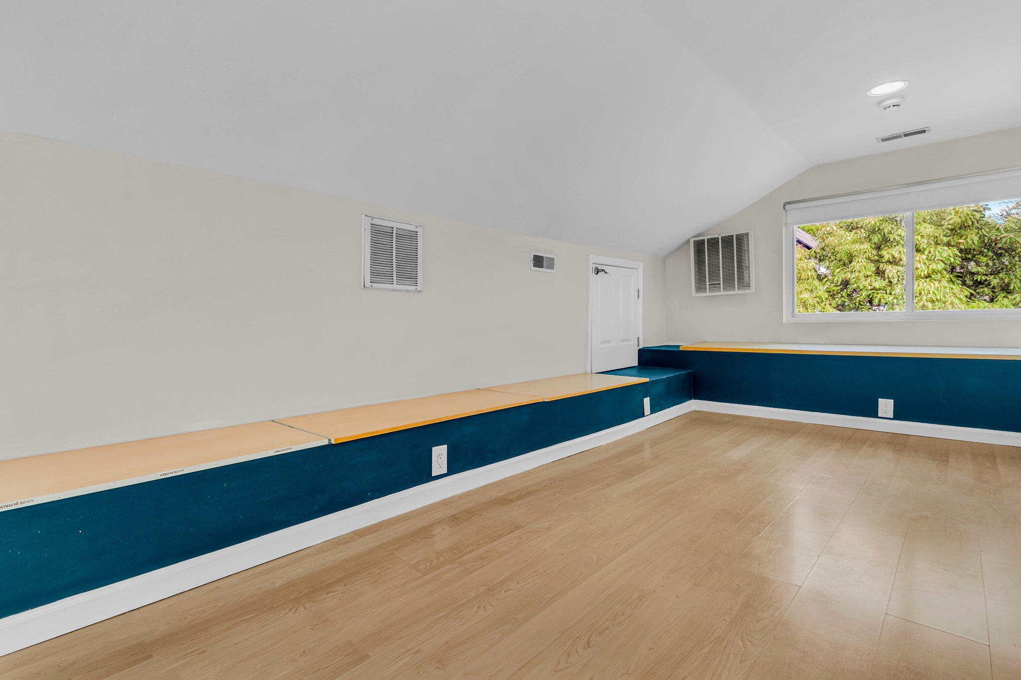 4950 North Rhett Avenue North Charleston, SC 29405 - Photo 29 of 60 CREM - 4950 N Rhett Ave-21