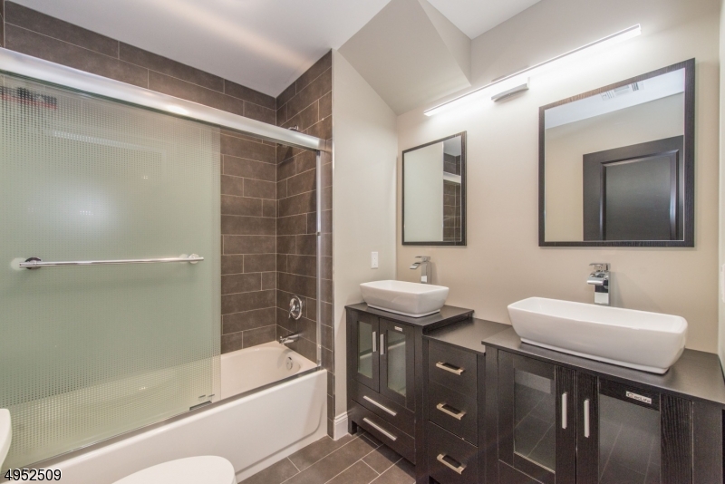 38 Buttonwood Road, Unit 38 Essex Fells, NJ 07021 - Photo 11 of 19