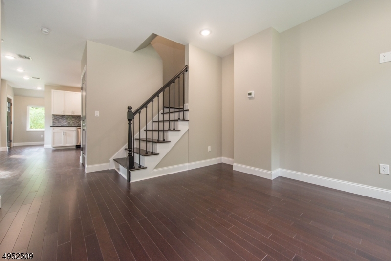 38 Buttonwood Road, Unit 38 Essex Fells, NJ 07021 - Photo 5 of 19