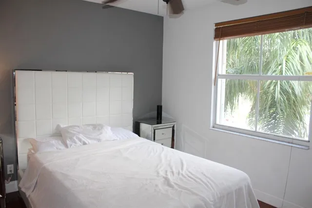 $760,000 | 1512 Southwest 187th Terrace, Pembroke Pines, FL 33029