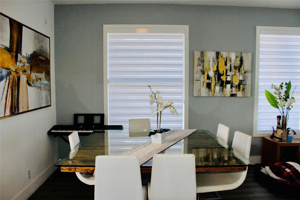 1512 Southwest 187th Terrace Pembroke Pines, FL 33029 - Photo 4 of 29 a living room with furniture and painting on the wall