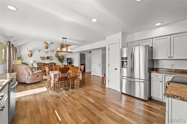 $1,100,000 | 10200 State Route 94, Portland, MO 65067