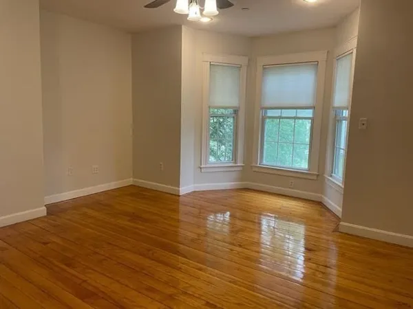 $3,200 | 65 South Street, Unit 2, Westborough, MA 01581