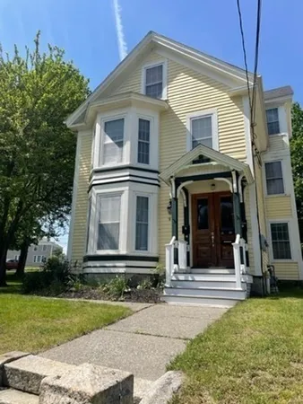 $3,200 | 65 South Street, Unit 2, Westborough, MA 01581