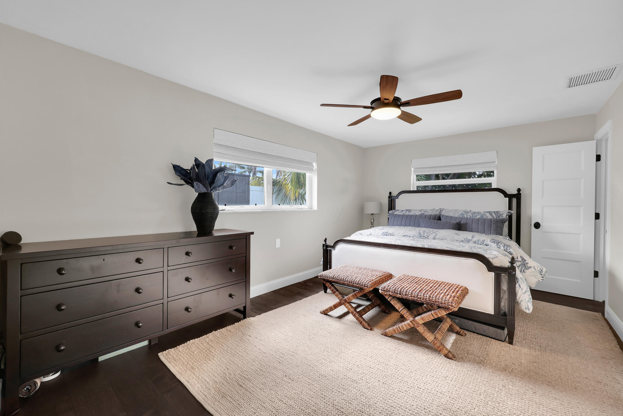 8 Windsor Road West Jupiter, FL 33469 - Photo 21 of 46 21_8p3a9708